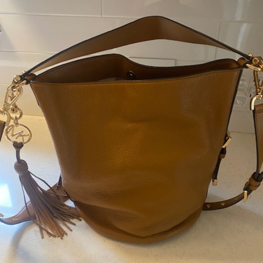 Michael Kors Original Leather Crossbody Brooke Bag NWOT